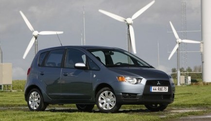 mitsubishi colt Vijfdeurs Mitsubishi Colt duikt onder de 10 mille - driedeurs met pensioen 0
