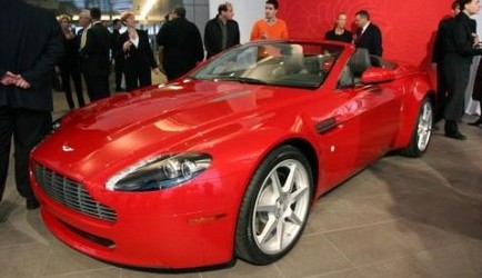 aston-martin v8-vantage Aston Martin V8 Ro(o)(a)dster