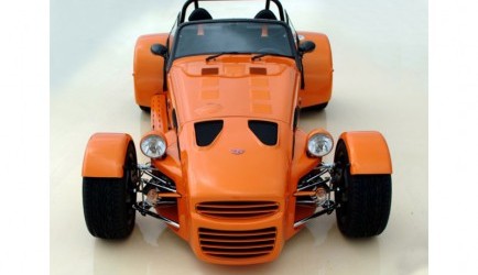 donkervoort d8 Caterham vs Donkervoort 0