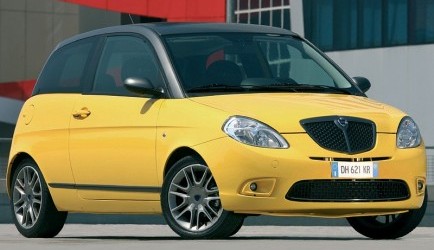 lancia Lancia Ypsilon met Momo pakket 0