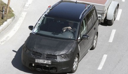 volkswagen touran Nieuwe Volkswagen Touran duikt op 0