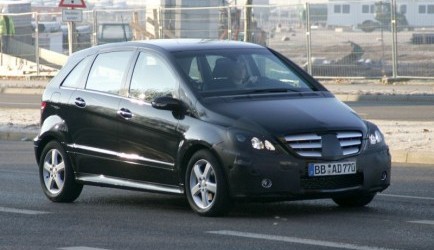 mercedes-benz b-klasse Scoop! - Mercedes B-klasse facelift 0