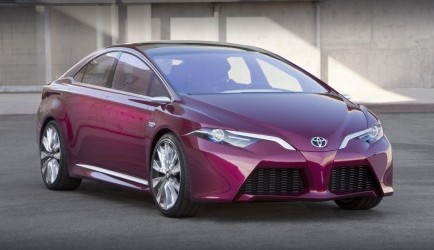toyota Superconnectiviteit en -veiligheid in Toyota NS4 Plug-in Hybrid Concept 0