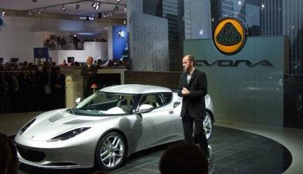 lotus Lotus onthult de nieuwe� 0