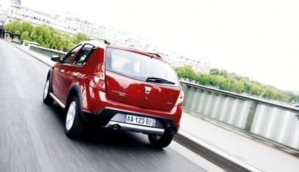 dacia Stoer hoor - Dacia Sandero Stepway <b>Update!</b>