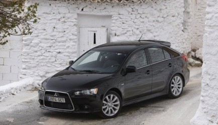 mitsubishi lancer Gratis multimedia en navigatie voor Mitsubishi Lancer Sedan en Sportback 0