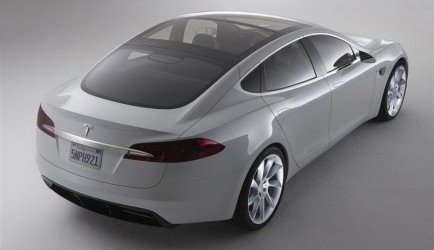 tesla In volle vaart - Dit is de vierdeurs Tesla S
