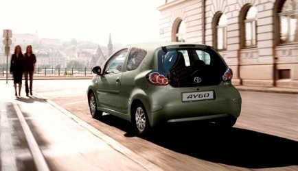 toyota aygo Twee keer groen en lekker luxe - Toyota Aygo Aspiration Green 0