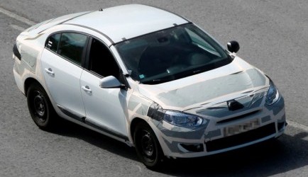renault megane Renault Mégane sedan is niet vergeten 0