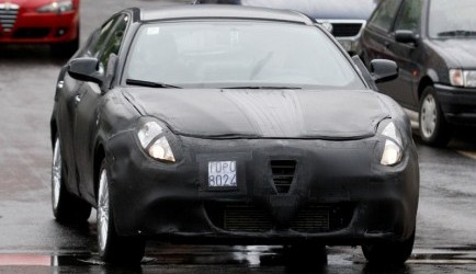 alfa-romeo Alfa Romeo Milano schept weer een luchtje 0