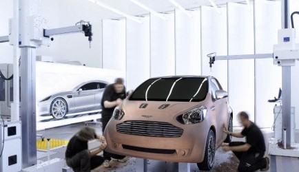 aston-martin Kleintje Aston Martin op basis van Toyota iQ in de maak