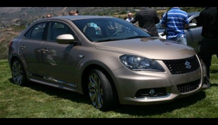 suzuki kizashi Sneak preview Suzuki Kizashi!
