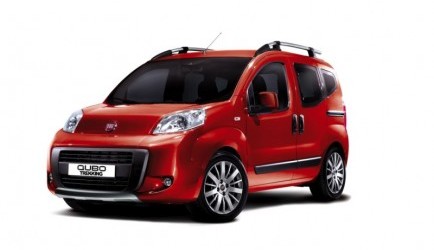 fiat 500c Introductie Punto Evo, 500C, Sedici en Qubo Trekking nadert 0