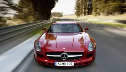 mercedes-benz sls-amg De nieuwe ‘Gullwing’ uit de doeken 0