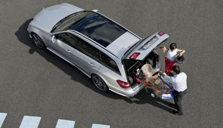 mercedes-benz sls-amg Familiesporter - Mercedes-Benz E 63 AMG Estate 0