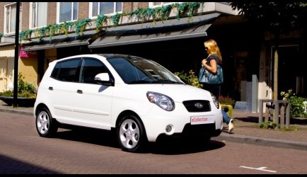 kia picanto Kia Picanto Sport staat virtueel te blinken 0