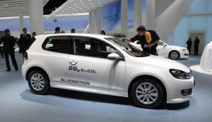 volkswagen golf Nieuwe Volkswagen Golf BlueMotion arriveert in november