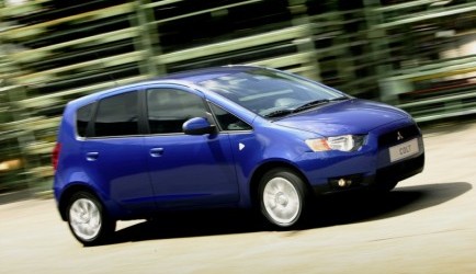 mitsubishi colt Twee speciaaltjes Mitsubishi Colt bij de dealer 0