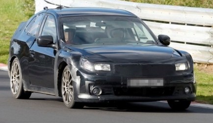 subaru Sportieve spruit van Toyota en Subaru in het wild
