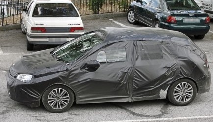 citroen c4 Nieuwe Citro�n C4 nog compleet 'incognito'