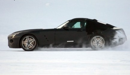 mercedes-benz sls-amg Mercedes-Benz SLS Roadster speelt met winterweer 0