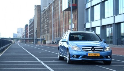 mercedes-benz c-klasse Verse motorenreeks voor Mercedes-Benz C-Klasse 0