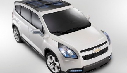 chevrolet aveo Chevrolet viert honderdjarig bestaan in 2011 met vijf nieuwe modellen