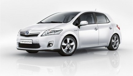 toyota auris Toyota Auris Hybrid uit de doeken in Gen�ve 0