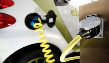 Elektrisch bijtanken langs A2 0