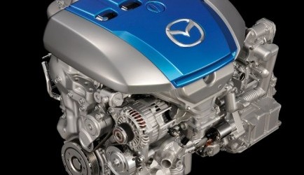 mazda Mazda leent hybridetechniek Prius voor eigen model