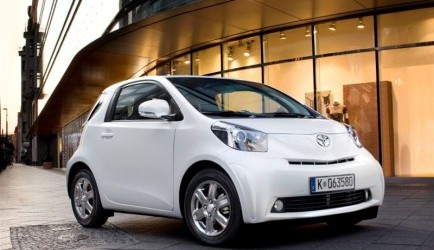 toyota iq Interieur Toyota iQ in nieuwe sferen