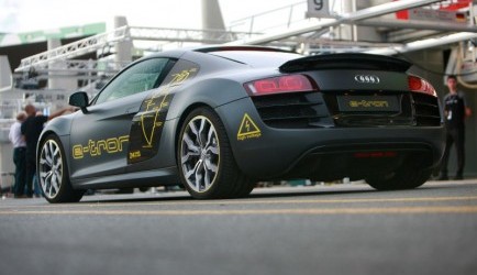 audi r8 Productieversie elektrisch aangedreven Audi e-tron in 2012 op de markt 0