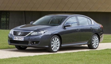renault Renault Latitude voor Rusland 0