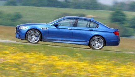 bmw 5-serie Zij wel en wij niet - BMW M5 in Amerika ook met handbak 0