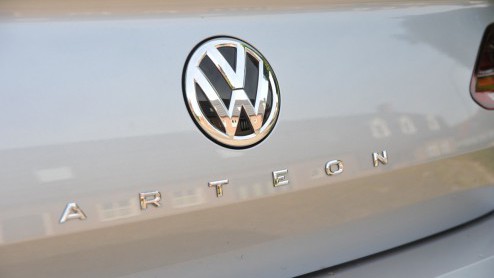 Instap VW Arteon kan prima mee 5