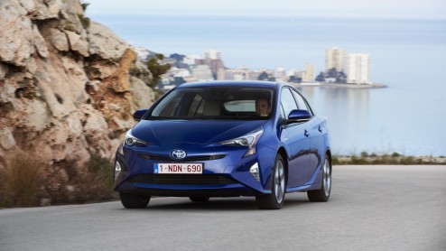 Nieuwe Toyota Prius loopt weer voorop