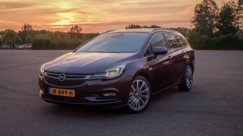 achterlijk persoon informatie raket Opel Astra Sports Tourer prijzenswaardig?