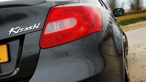 Suzuki Kizashi 2.4 i-AWD Sport - smaakmaker met bewijsdrift 17