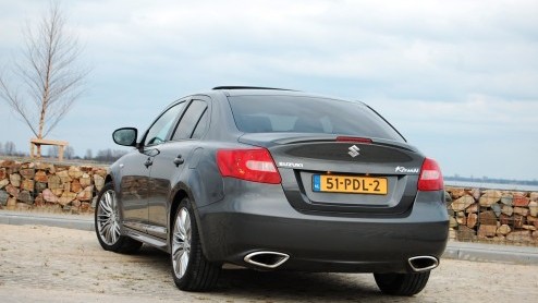Suzuki Kizashi 2.4 i-AWD Sport - smaakmaker met bewijsdrift 6