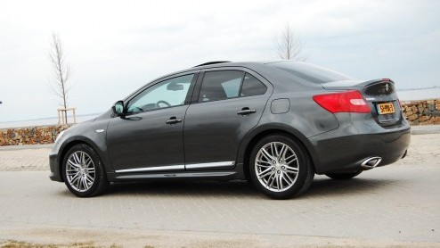Suzuki Kizashi 2.4 i-AWD Sport - smaakmaker met bewijsdrift 2