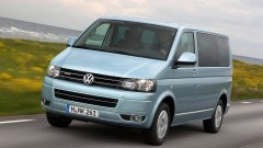 Volkswagen presenteert zuinigste Multivan, Amarok automaat en feestelijke Caddy