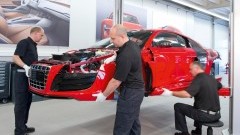 Audi bouwt R8 e-tron in Neckarsulm - productiestart media 2012
