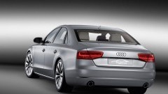 Audi A8 Hybrid naar AutoRAI