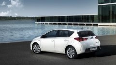Toyota naar Parijs met Auris Tourer Sports, Yaris Trend en facelift Verso