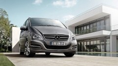 Luxebus Mercedes-Benz Viano Pearl in gelimiteerde productie