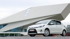 Schoonste jongetje van de klas - Toyota Yaris Hybrid