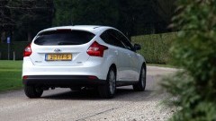 Autoverkopen gedaald, compacte middenklasse rukt op