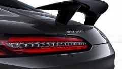 AMG GT R barst los tijdens Goodwood
