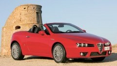Alfa Romeo Spider mist sportiviteit