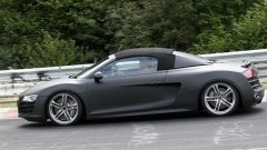 Spider man � Audi R8 Spider onderweg